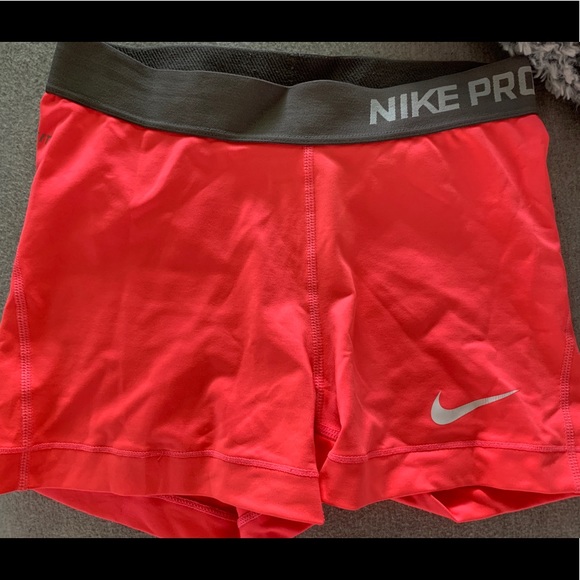 nike pro running shorts